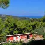 Villaggio Elisena 3* ויאסטה
