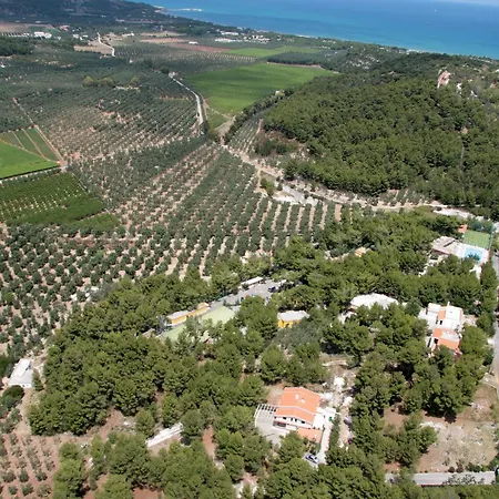 Villaggio Elisena 3* Βιέστε
