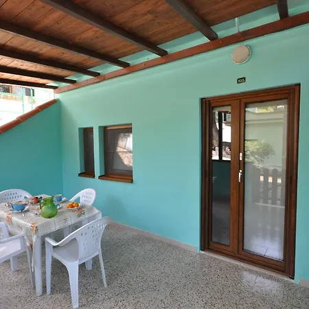 Villaggio Elisena 3* Βιέστε