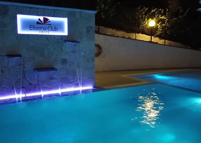 منتزه العطل Villaggio Elisena فيستَ