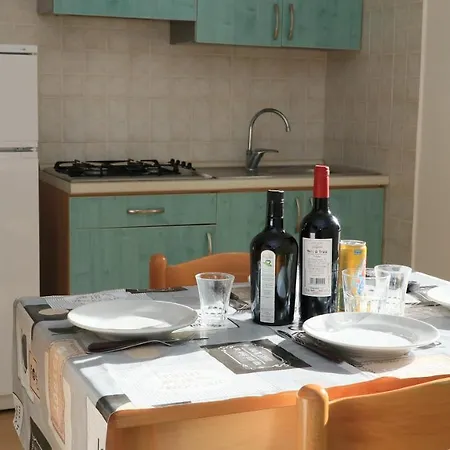 Villaggio Elisena 3* Βιέστε