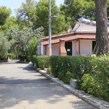 Prázdninový areál Villaggio Elisena 3*