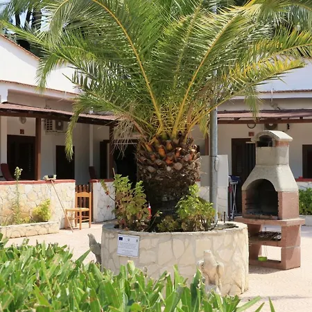 Villaggio Elisena Βιέστε