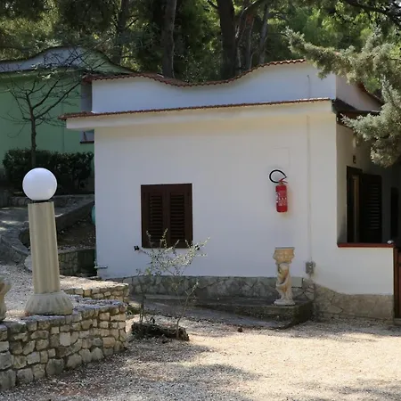 Villaggio Elisena Πάρκο διακοπών