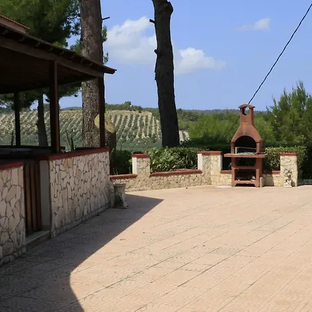 Prázdninový areál Villaggio Elisena 3*