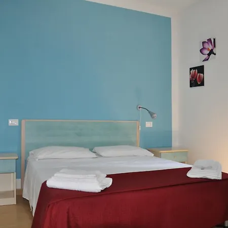 Villaggio Elisena 3* ויאסטה